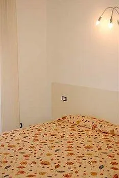 汤布洛公寓式酒店 3*